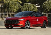 Шоу на колёсах: китайский Ford Mondeo с 27‑дюймовым 4K‑экраном дебютирует 4 декабря