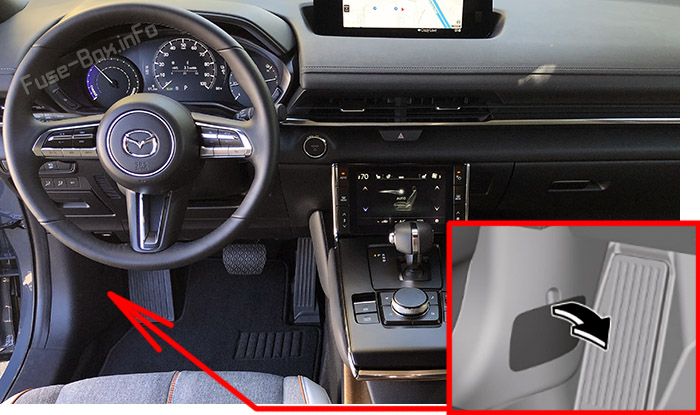 mazda-mx-30-ev-2021-2023_in1_loc-fuse-box-location.jpg